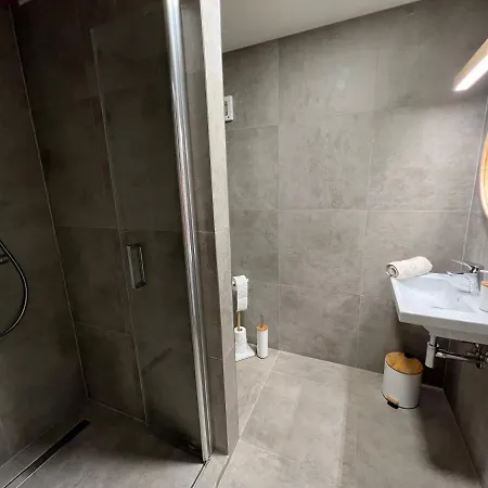 Апарт-отель None Бранна