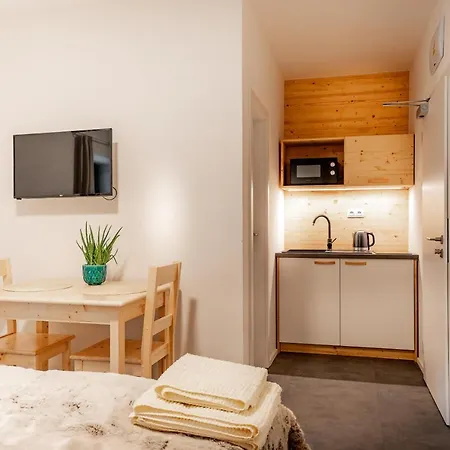 None 3* Бранна