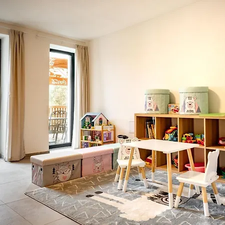 None Aparthotel *